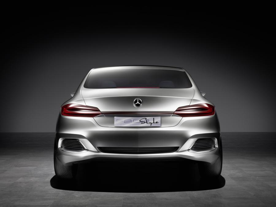  Mercedes-Benz F800 Style Research Vehicle 2010 года  (фото 184 из 193)